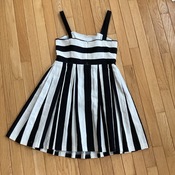 LOFT Dress - Picture 2 of 4